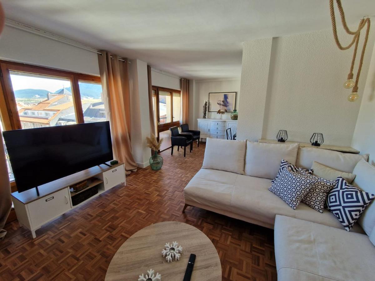 Apartmán Flor De Nieve Jaca Exteriér fotografie
